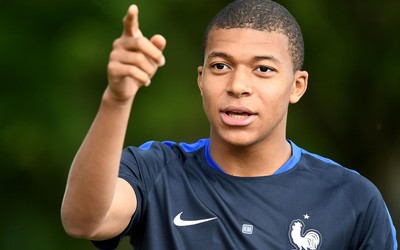 顺发体育精华-法比安鲁伊斯这脚射门直奔死角