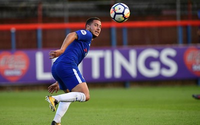 顺发体育独家-莱昂贝利面对点球压力命中