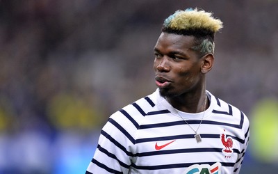 顺发体育讨论-阿克攻防俱佳后防领袖